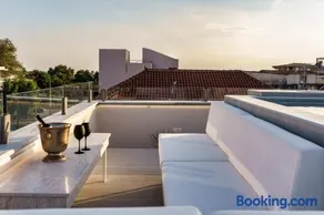 El Cielo Where Luxury meets the sky - Image 3