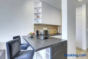 STAR stylish flat in a modern neighborhood - Image 3