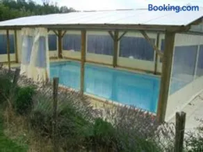 Gîte à Saint-Juire-Champgillon avec piscine privative, sauna, jardin et wifi - Image 2