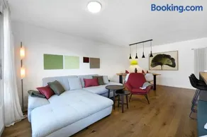 ASCONA VISTA VERDE Familienfreundliche Ferienwohnung mit sonnigem Balkon & Klimaanlage - Image 1