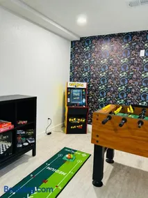 5BD - Game Room - Backyard & BBQ - 20 Mins to DEN - Image 2
