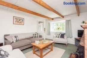 Blue Cottage - 3 bedroom cottage in Feock - Image 2
