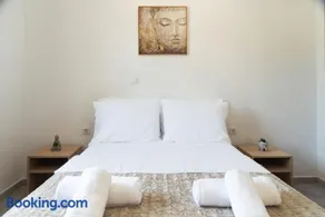 Dimitras Home - Image 2