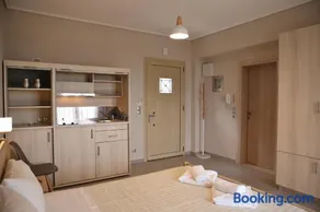 Lefkada Dikran's Guest House - Image 1