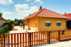Bakos Villa - Image 2