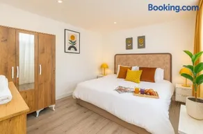 1 Minute Walk to JR John Radcliffe Hospital, The Lincoln Modern 2 bedrooms 2 bathrooms Apartment, Walking Distance to Oxford Brookes University - Image 3
