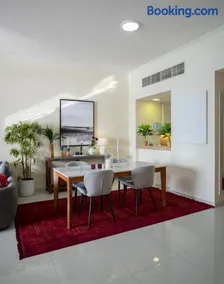 Luxury Chalet at Pearl Qatar - Image 2