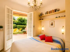 [ZONA POETI] ★★★★★ Relax in Piscina - Free Parking - Image 2