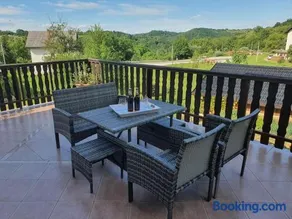 Kuca za odmor Juraj - Apartmani Barsic - Image 1