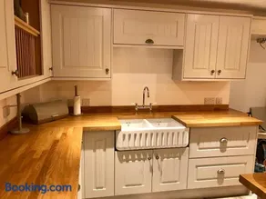 Bakers Cottage - Image 5