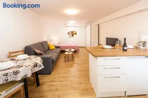 Studio & Apartment 'The Roots Apartments' near Pula, Istria, Croatia - Image 3