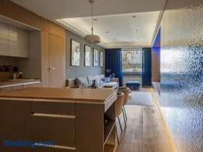 Sofia Central View Loft - Image 3