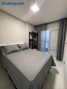 Refúgio Perfeito no Boqueirão: Apartamento Moderno a 100m da Praia com Sacada Gourmet e Piscina! - Image 5