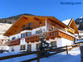 Haus Romantica - Image 1
