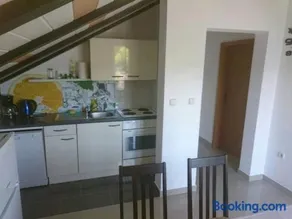 Gizmo apartments - Image 5
