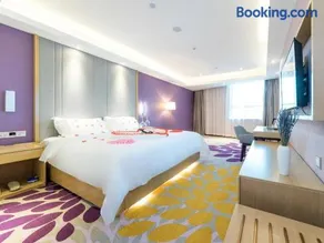 Lavande Hotels Xinyu Chengbei Square - Image 1