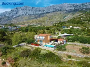 Holiday home Magic view with private heated pool - Image 2