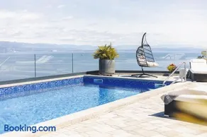Villa White Pearl Opatija Luxury Stay with Pool and Sea View - Image 3