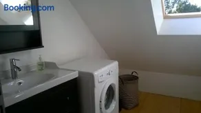 Maison champêtre, vidéo proj, PS4, p pong - Image 1