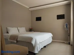 Serenity Shores Backpackers - Image 4
