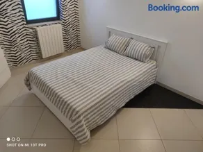 8 chambres privées dans une villa de partagée de 350m2 - Image 5