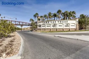 Oasis on Lake Las Vegas - Image 4