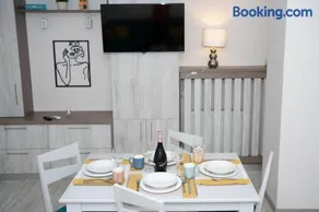 ARAD PLAZA Viktoria Apartament - Image 3