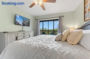 Ozark Mountain Condo about 2 Mi to Silver Dollar City - Image 3
