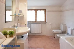 Silla House - A due passi dal lago - Image 2