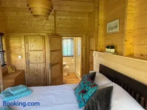 Lake Lodge at Farthings Farm - Image 5