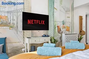 Óváros Boutique - Image 1
