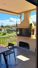 Calma House Luxury by the Sea Chalkoutsi Oropos - Image 4