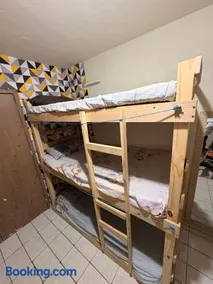 Hana hostel Premium albergues e república - Image 3