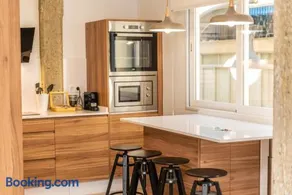 Luxury Apartment Soho by Nagoa Homes - Image 1