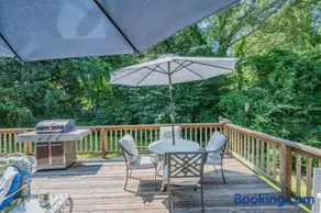 Cape Cod Escape – 1 Mile to Beach, A/C Grill - Image 1