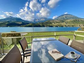 La terrasse au bord du Lac, vue panoramique lac et montagnes , 2 ch, linge et ménage inclus - Image 1