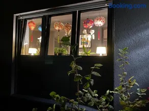 1 grosse elegante Zimmerwohnung 5 Minuten zu Fuss in die Stadtmitte - Image 2