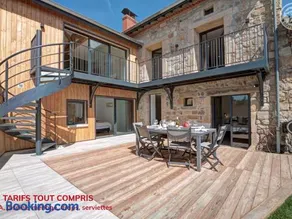 Gîte de charme moderne, 5 suites privées, spa et jardin - Image 1