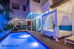 VLVilla - Villa de lujo en Valencia con piscina privada y sala de cine - Image 5