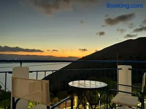 MainAvenue Sunset SeaView - Image 1