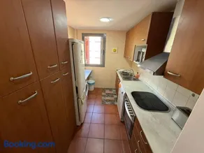 Apartamento con piscina comunitaria y bonitas vistas - Image 3