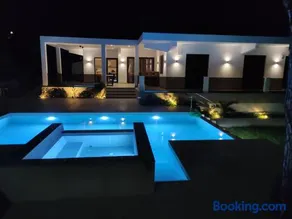 Luxury Villa Anemone with private pool - Image 1