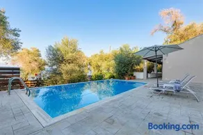Deja Blue Beach & Pool House, by Estia - Image 5