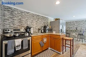 C & N Lodging - Image 5