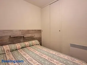 Appartement cosy 3 pièces pour 4 personnes avec balcon près des pistes - FR-1-592-30 - Image 3