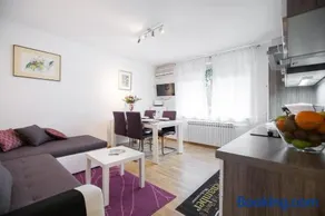 Apartment Max - Image 1
