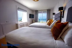 The Cliff House Hotel - Image 2
