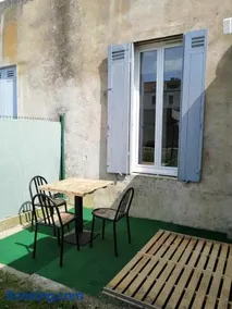 Jungle Zen Beau T2 avec jardin Gare 100m - Image 1