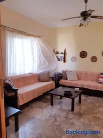 Sunny House - Image 1