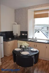 Kelpies Serviced Apartments McDonald- 2 Bedrooms - Image 3